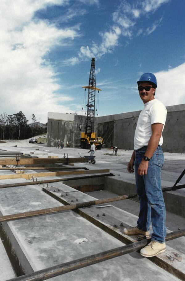 Tom Riggins at a Tilt Up Project 11/20/1989 in Lake Forest.