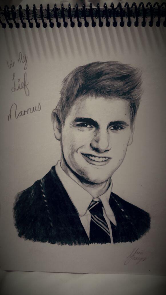 MarieYuki10's tweet photo. Drawing you was so difficult,  because no one can draw perfection! ! http://t.co/YMjzw1Fupu