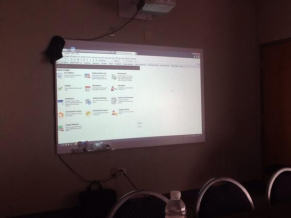 FCPSAchievement's tweet image. Thanks @FCPSMDSuper 4 participating Insight Demo. RDA working hard 2 find/create best tools 4 leaders #datatoinform