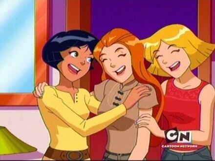 sonicth24160716's tweet image. @alex2357_alex and @CloverClover37 @sam_sam254 my three sweet sweet sisters I have in my life and heart