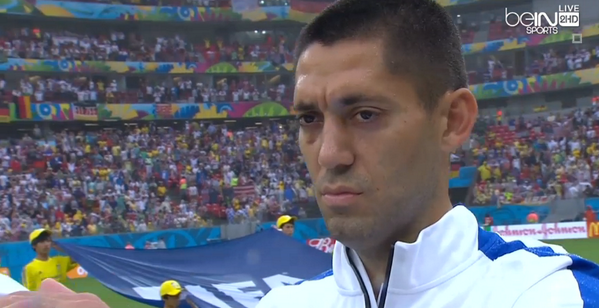 voetbalzonenl's tweet photo. Met Clint Dempsey valt vandaag niet te sollen! #usadui http://t.co/a3YyLE9oxx