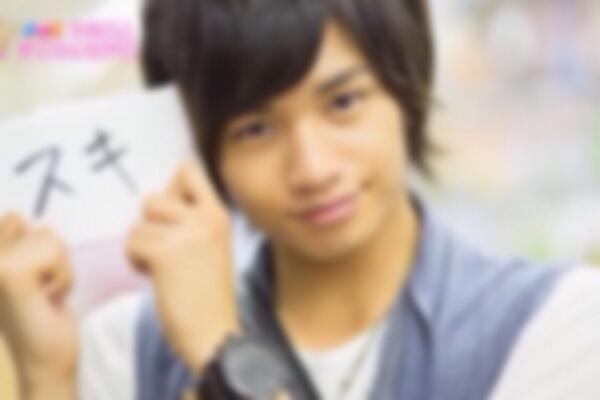 637115's tweet photo. #
　
:
　
.
　
.
』

　　　　　　ど　ン　梛　時喪

　　率
　
　　👇　　　薔 / 薇　：　最年長
　
　　薆

　　　　　　裙嶽　愛士輝　縒

『

.
　
.
　
: http://t.co/21STdCydrU