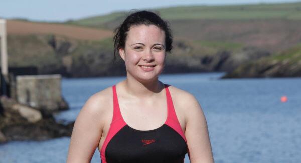 Cork teen smashes Irish women’s record for Straits of Gibraltar swim. Well done Rian! exa.mn/5i7 (KOB)