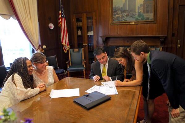 StLouisObserver's tweet image. Editorial: HOLY CHUTZPAH: St. Louis takes on the state's ban on gay marriage: bit.ly/1sI9Ya4 via @STLtoday