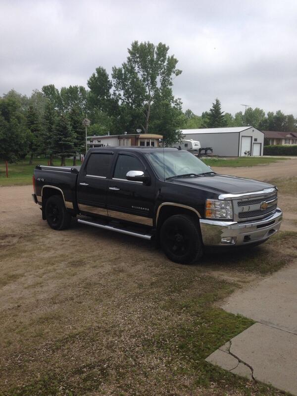 blakelockert's tweet photo. Grad day for @LivvSchaeffer, congrats babe!!! #grad2014 #shinedupchev http://t.co/uXGuUerayp