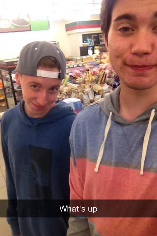 selfiesteven's tweet photo. Late night #selfies http://t.co/SkfCfiXLSJ