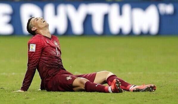 Portugal_INA's tweet photo. Tetep semangat Om! (,: #ForcaPortugal http://t.co/LHVUsPjnaI