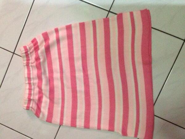 Variable_shop's tweet image. Barter/sell. Rok rajut via pulsa. Lucu banget :3 via atm : 35k via pulsa 60k. New ya. Belom ongkir