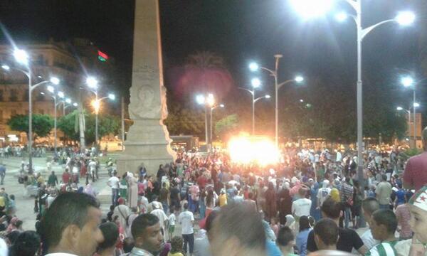 Orancity31's tweet photo. Bravo l'#Algérie en direct d'#Oran 
#ALGvsRUS #TeamDZ #Algéria #DZ #WC2014 http://t.co/41k304f84F