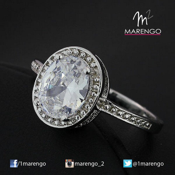 Marengo_Moda's tweet photo. En #Marengo 2 encontraras una gran variedad de hermosos #anillos como este de corte oval color blanco. Por solo $19 http://t.co/OMKbO8WBKw