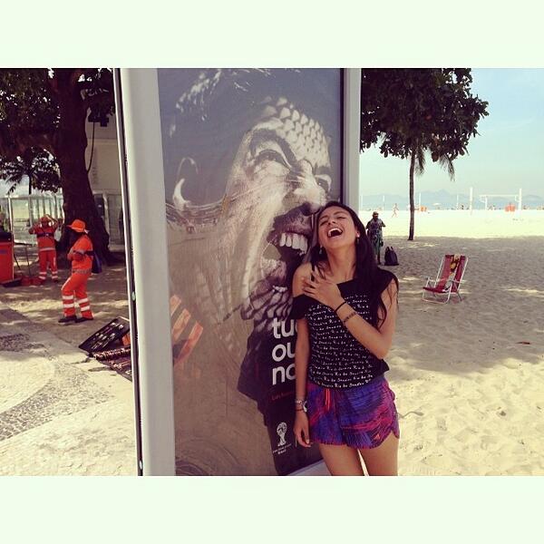moneyries's tweet photo. There's a Luis Suarez @adidas ad on Copacabana Beach and #WorldCup tourists are *loving it* http://t.co/vTasoEQSVj http://t.co/CG82ZXV2IS