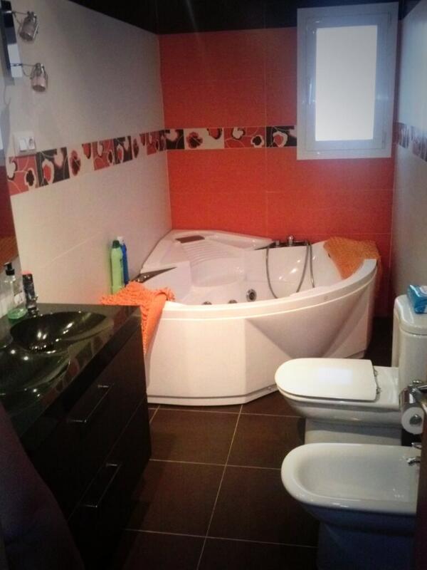 abelpr24's tweet photo. El jacuzzi http://t.co/C5rx0ePo1N