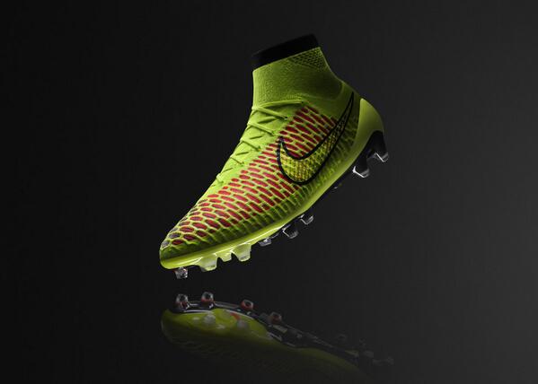 soccerdotcom tweet picture