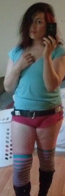 My signature blood-streaks are back! Who digs it?!!!! http://t.co/iWWO7qeNYy<a href="/tag/sex"class="tags"><span>#sex</span></a><a href="/tag/porn"class="tags"><span>#porn</span></a><a href="/tag/transgender"class="tags"><span>#transgender</span></a><a href="/tag/queer"class="tags"><span>#queer</span></a><a href="/tag/lesbian"class="tags"><span>#lesbian</span></a><a href="/tag/tran"class="tags"><span>#tran</span></a>