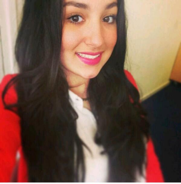 "@AmineDC__: (Citeer deze tweet met een selfie)"