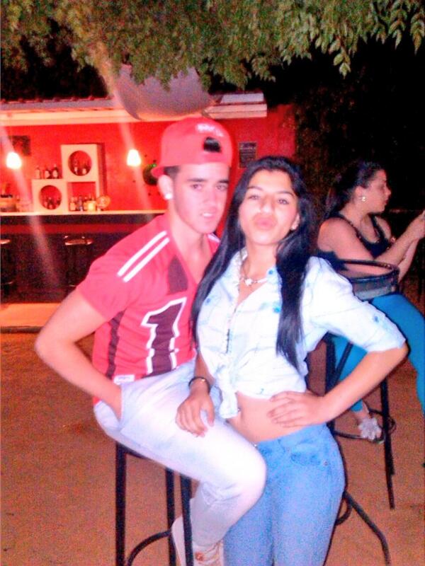 CristiGuaira's tweet photo. "@miixelsalar  "Eres mi ahora, mi mañana y mi para siempre." http://t.co/jxybQbM9BA