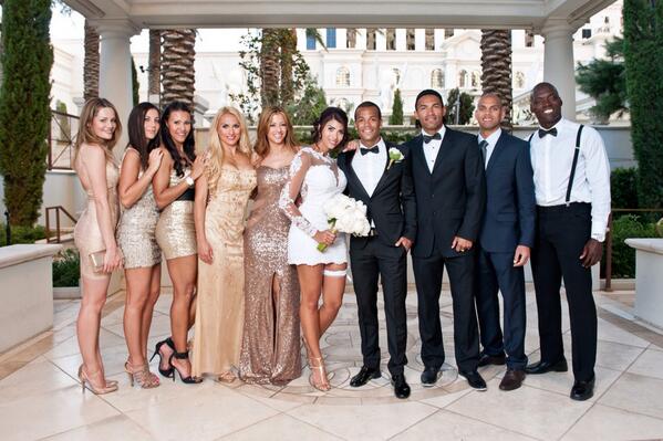 SarahChoubdar's tweet photo. Speechless !! #cesaersPalace #vegas #wedding #2014 http://t.co/liRainRJfT