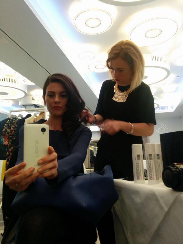 AmandaMKerley's tweet photo. Thanks to @bobbiemurray from @Electric_London @HN_Edinburgh  for glamming me up at the @MultreesWalk event tonight! http://t.co/xuqYma17RN