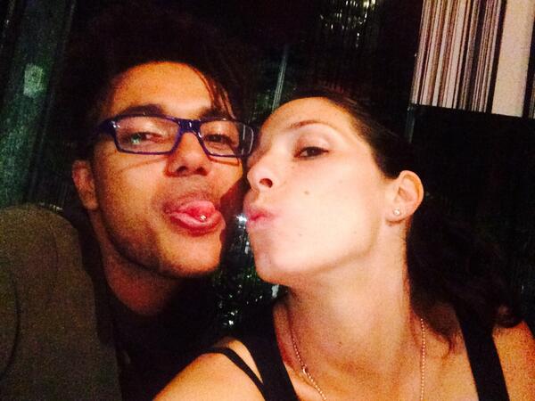 francy_roose's tweet photo. #Famosenaselfie http://t.co/f2gILq1jRF