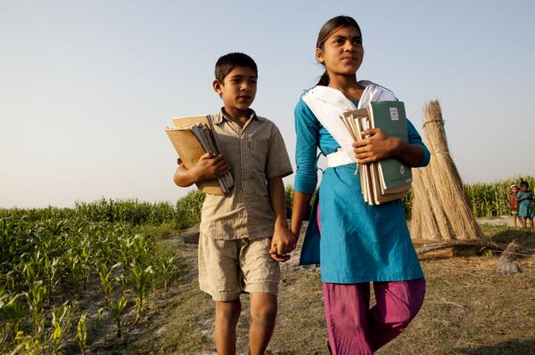 biaagcanada's tweet image. Meet the brothers &amp;amp; sisters in Bangladesh who're tackling girls’ rights TOGETHER! bit.ly/1lhVPH5