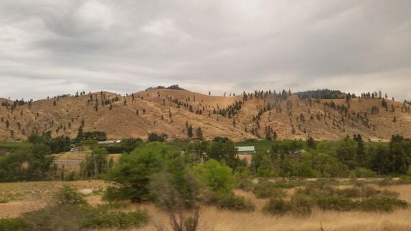 MattOnTheTrain's tweet photo. Fighting forest fires on the train. http://t.co/H835fAia4Z
