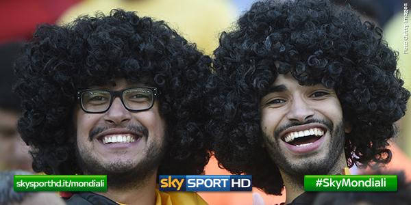 SkySport's tweet photo. È sempre più Fellaini mania tra i tifosi Belga. Il centrocampista è l'idolo indiscusso #CoreaBelgio 0-0 #SkyMondiali http://t.co/Vr00yZHSDE