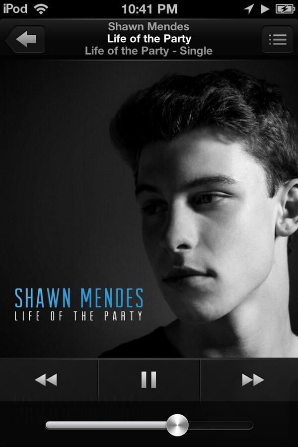 KatieGreeler's tweet photo. Still listening to your song #ShawnsNewSong #LifeOfTheParty #ShawnsFandom @ShawnMendes 😍😍 it's just so good 😍 http://t.co/Dshm2jnpaM