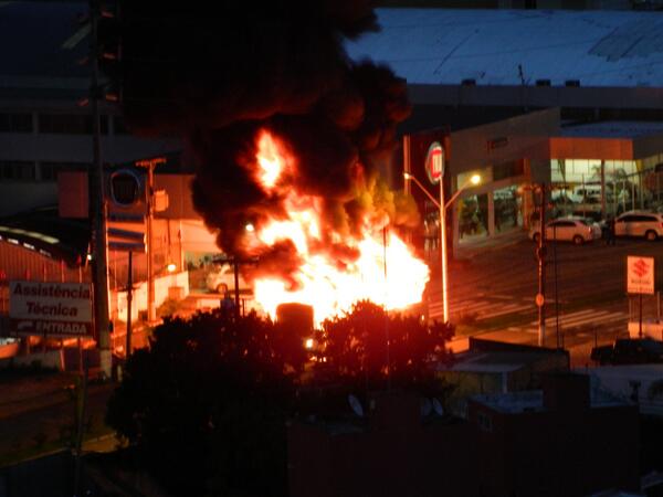toon_irc's tweet photo. @t24horas foi tenso !! http://t.co/n0lPU51oQO