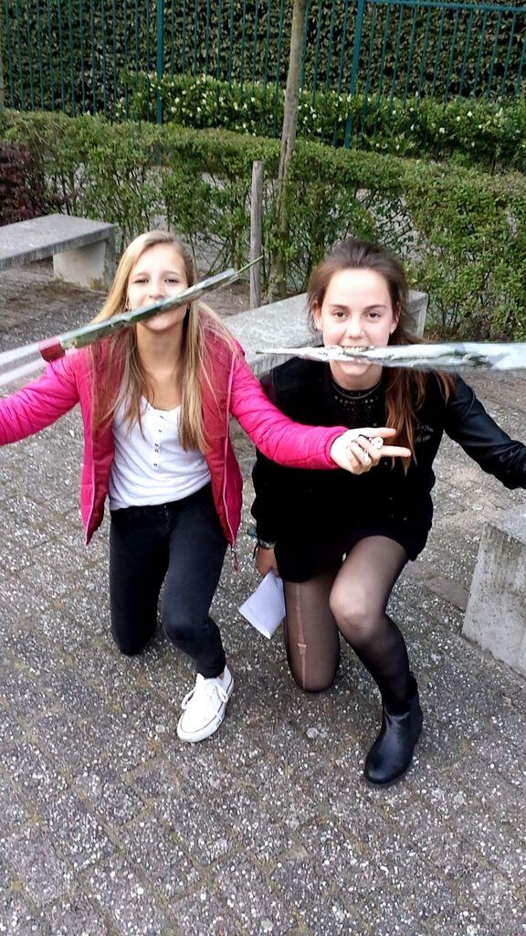 jamiecaspers's tweet photo. Ze zullen je vragen, of je romantisch komt dineren ....  - @Romyyxo http://t.co/bLnD7KawEx