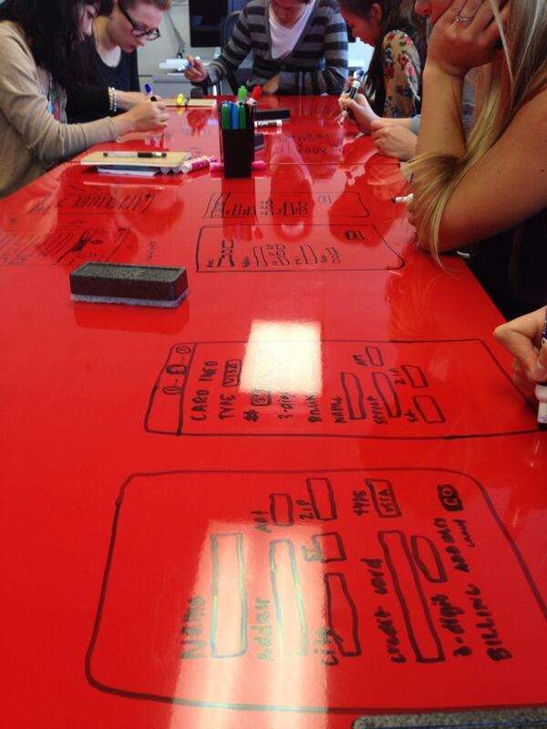 Tek_xDp's tweet photo. #xDp2014 having fun sketching and brainstorming on tables @lxoivaeh @KaylaSueee88 @JohnTaesupKim http://t.co/afZZqVYnaB