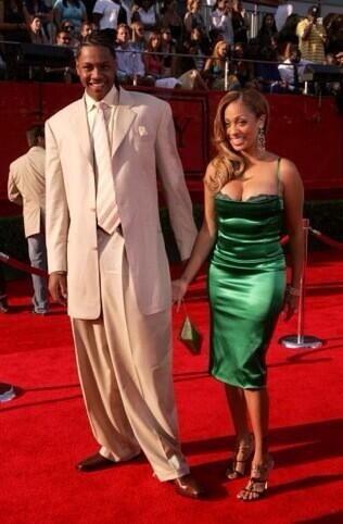 La_GotTheJUICE's tweet photo. When you ask a ghetto nigga to escort you to Prom http://t.co/3TyfyLdapf