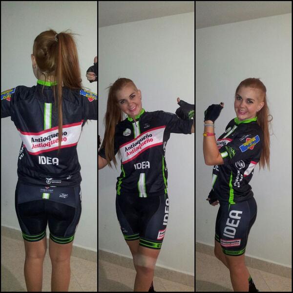 susanarpob's tweet photo. @generacion9TV muchisimasss gracias!!! me encantooo... estoy muy feliz, es demasiado lindo! <3 http://t.co/SpPrS0SRlw
