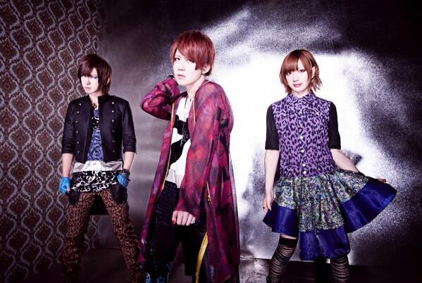 mituko_pop's tweet image. 祝☆RT @visualtvXXX: 【本日のライヴ情報】 ■メガマソ ■メガマソ 2014 SPRING ONEMAN LIVE『トーキョーイノセンス』 ■渋谷WWW ■開場17:30/開演18:00  #visualTV