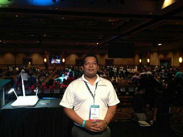 omarcruz568's tweet photo. Vegas http://t.co/6yshICaR3c