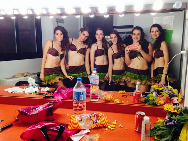 HelenarpRubio's tweet photo. Contemporáneo 2014! ♡ http://t.co/ZRl8XZloMb