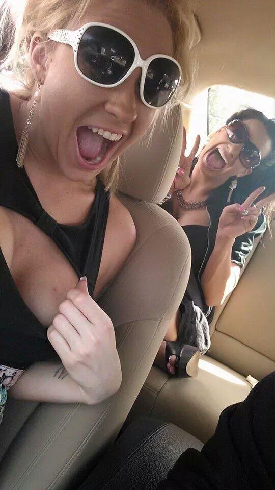 Heading out with my girl @LoveSimone @rmlimodriver69 @ZenaBuddysgirl #hcotw http://t.co/Q5DQDFtY0s