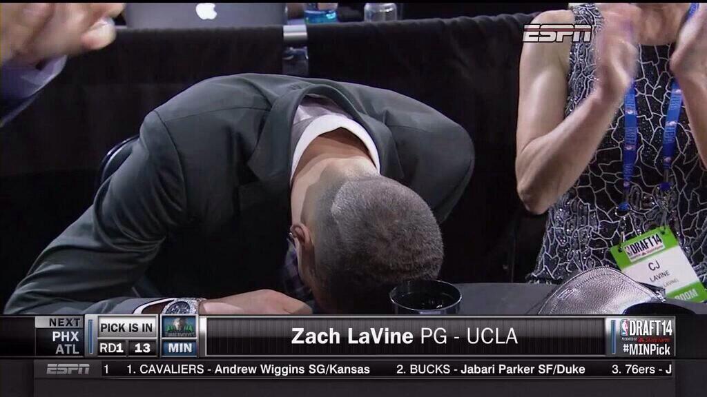 BrGZJs4CIAEOjM4.jpg:large