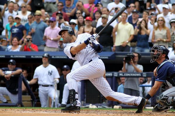 Cut4's tweet image. Followers to RETWEET can win a Derek Jeter bat. #MLBFC