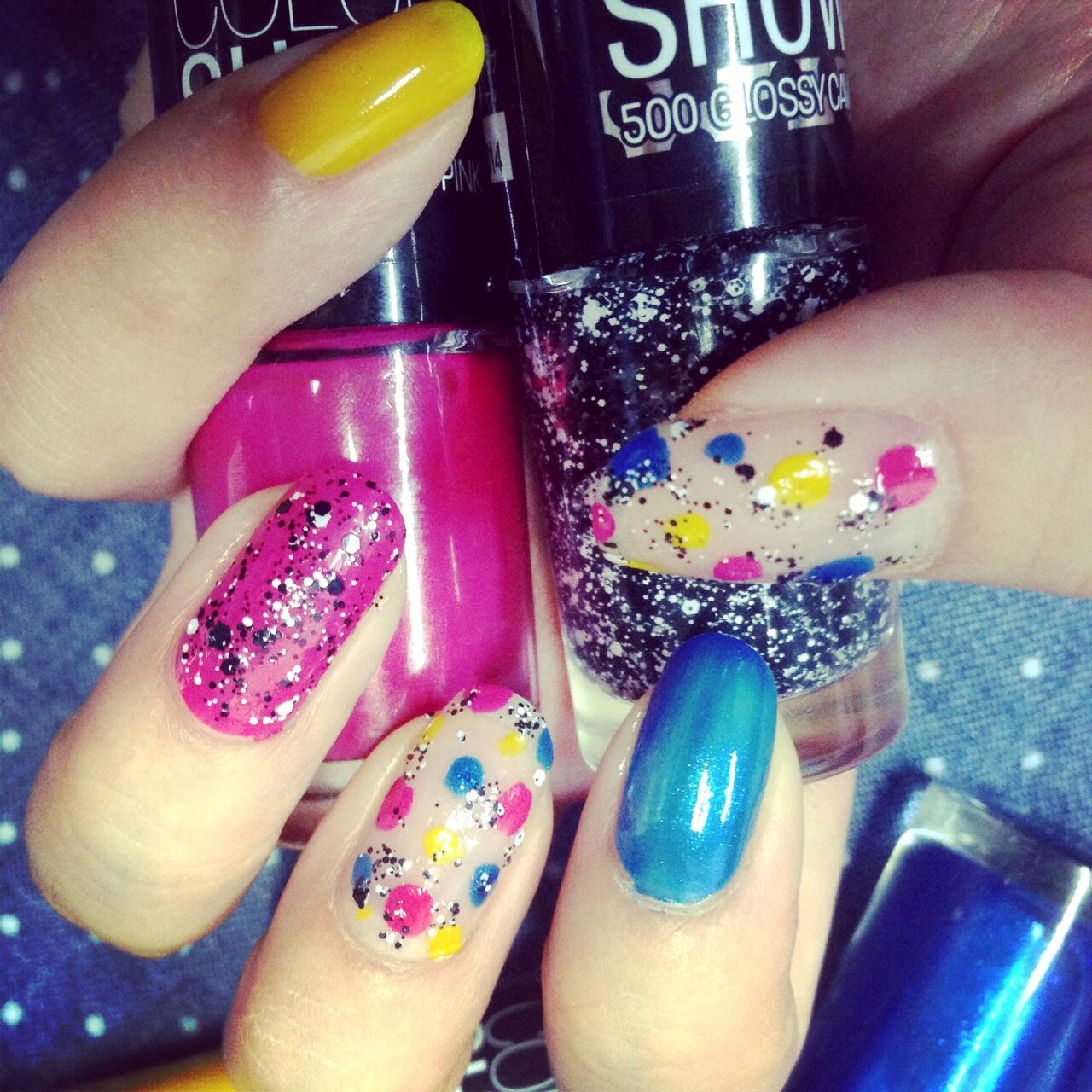 メイベリン ニューヨーク 公式 Pa Twitter メイベリン カラーショーネイル コンテスト 開催中 文章内の3つのハッシュタグをつけて ネイルアート写真を エントリー しよう 3名にカラーメイクアイテム１万円相当プレゼント Http T Co Dtdharo7i5 Http T Co