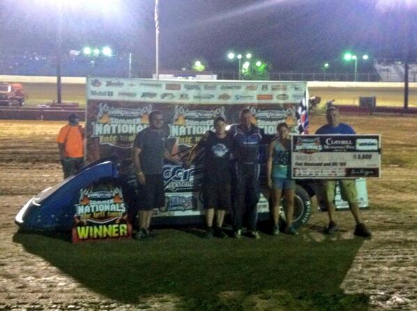 Brian Shirley wins the <a href="/SummerNationals/">DIRTcar Summer Nationals</a> feature at <a href="/clayhillracing/">Clayhill Motorsports</a>! #HellTour