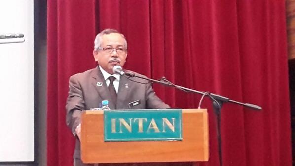 Ucapan perasmian KPPA <a href="/ZabidiZainal/">Zabidi Zainal</a> di Mesy Agung Persatuan PPTD di INTAN <a href="/AliHamsa55/">Typical Vader</a>  <a href="/NoorulAinur/">Noorul Ainur</a> <a href="/jpagov/">Jabatan Perkhidmatan Awam 🇲🇾</a> <a href="/KPWKM/">KPWKM</a>