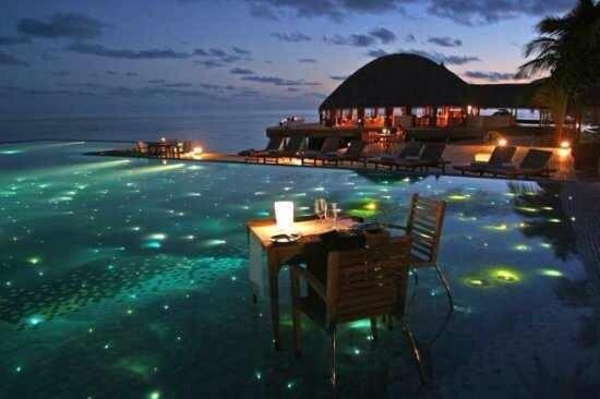 Collegetweets7's tweet image. Get out of college and be rich so I can go here 👌