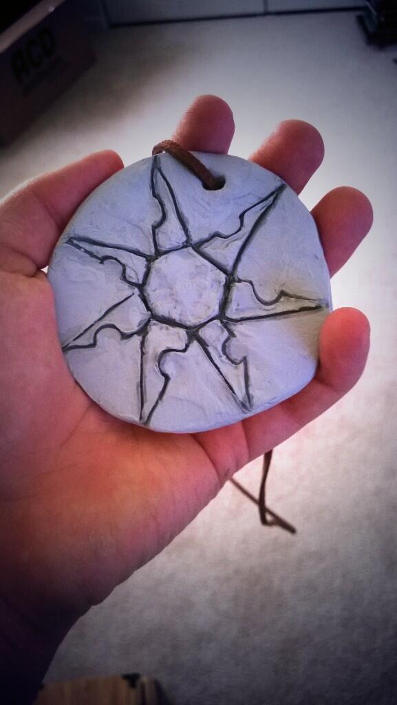 Selvaron's tweet photo. Sihedron medallion! #RotRL @paizo http://t.co/Vvli7drbMJ