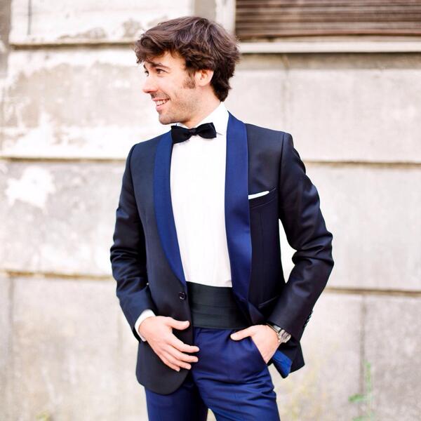 ✨NEW POST✨ Black &amp; Blue Tuxedo 👉mypeeptoes.com👈 <a href="/garciamadrid/">Garcia Madrid</a> <a href="/mordovas/">Manuel Ordovas</a> #mytie #PremiosYD