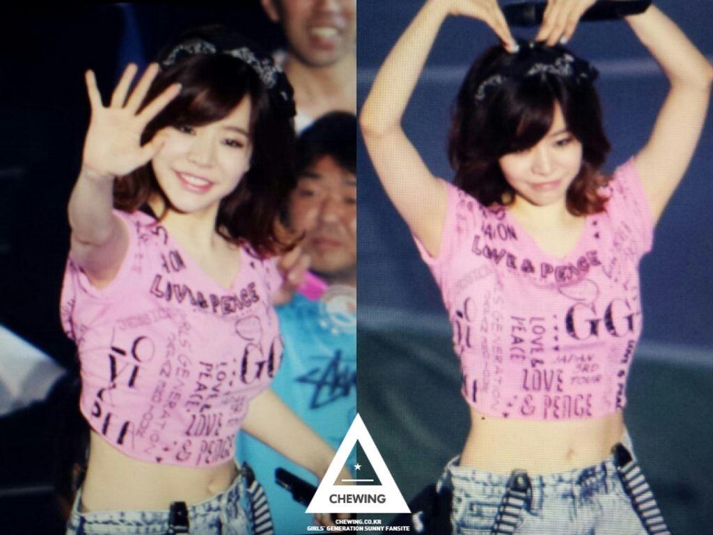 [PIC][26-04-2014]Hình ảnh mới nhất từ Tour diễn vòng quanh Nhật Bản thứ 3 - "LOVE&PEACE" của SNSD - Page 8 BrI0K-8CAAAYHeW