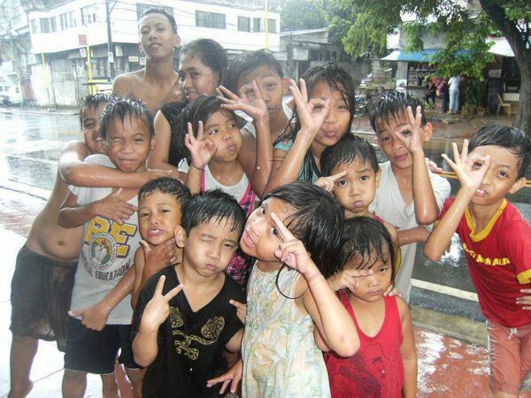 TheGreenEvasco's tweet photo. #throwback 
hahahaha cute ko dyan :P http://t.co/jvHtoRcpl5
