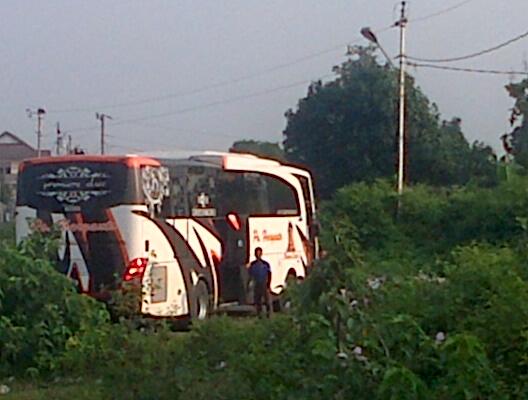 <a href="/Haryanto_Mania/">Haryanto Mania</a> @BismaniaOrg <a href="/SukaFotoBis/">ceritadijalan.co</a> <a href="/FotoBis/">AwesomeBisIndonesia</a> <a href="/BMCJateng/">BisMania Community Jawa Tengah</a> maaf fotonya kelupaan