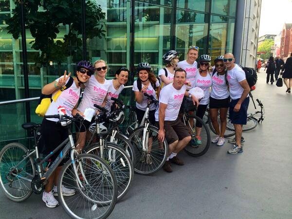 jgrudgings1's tweet photo. Team completes 534 combined miles cycling from Maidenhead to Holborn for @Race2Brazil, #feelingproud http://t.co/CRpNJYS60K