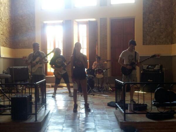 DyingInEternity's tweet photo. Probando para esta noche. Nos vemos a las 21:30 h en el espacio m ;) http://t.co/WjzxetFDdO