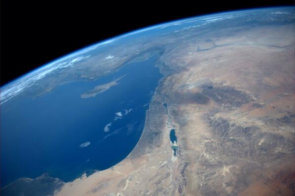 Reid Wiseman tweet media